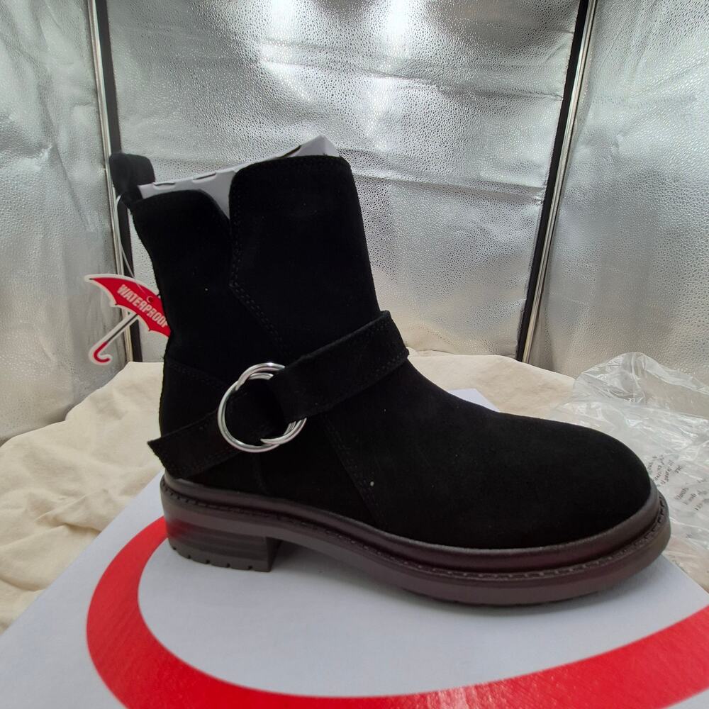 NEW Blondo Waterproof Renae Bootie Black Suede women size 6